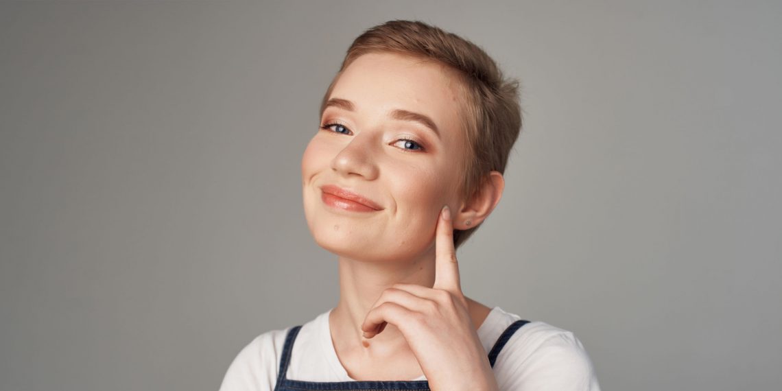 5 Best Haircuts For Women With A Round Face The Cop Cart 5-best-haircuts-for-women-with-a-round-face-the-cop-cart