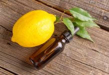 How to Remove Fungus from Feet Using Lemon