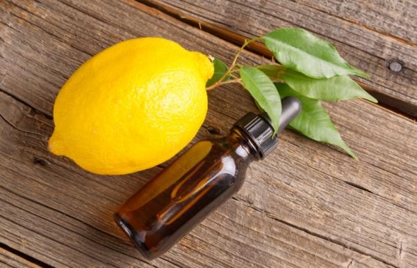 How to Remove Fungus from Feet Using Lemon