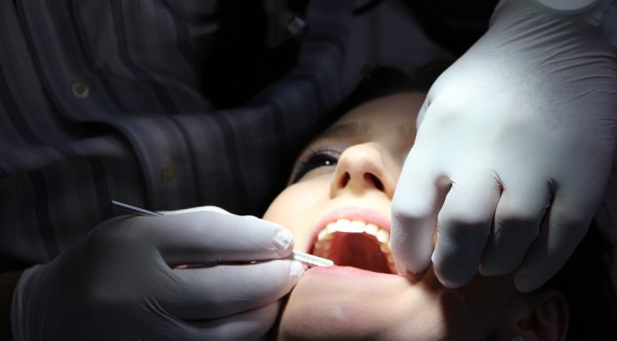 Teeth Whitening: The 4 Most Effective Options