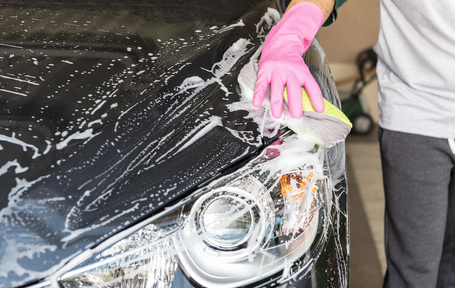 Car waxing