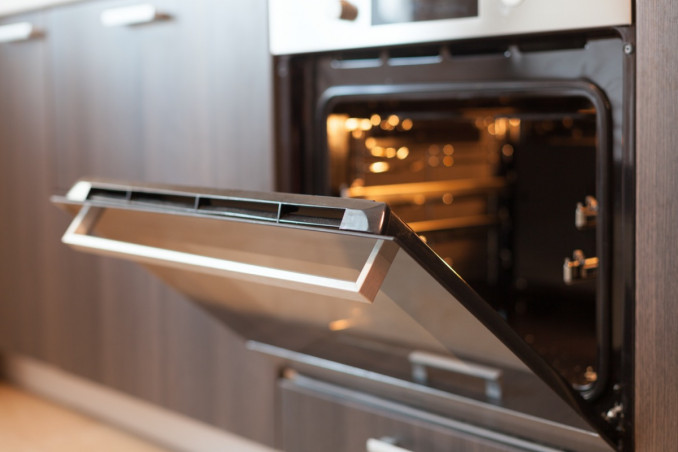 Pyrolytic Oven Cleaning: How To Do It Effectively