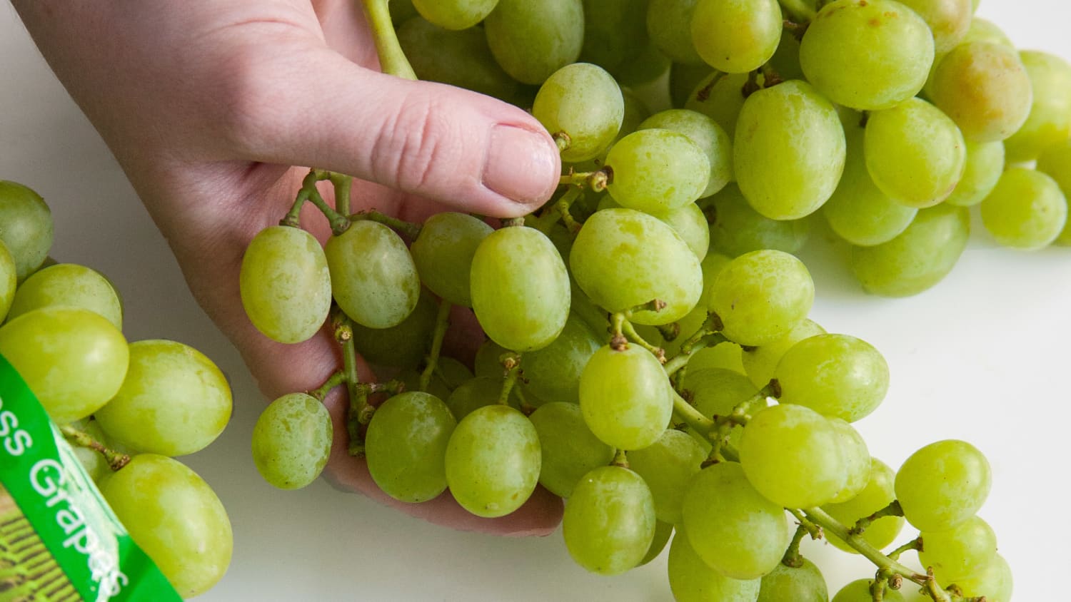 Grapes How To Choose The Most Delicious And Healthy Ones The Cop Cart