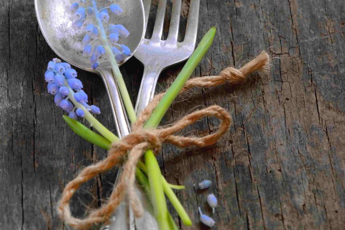 How To Clean Silverware With Baking Soda