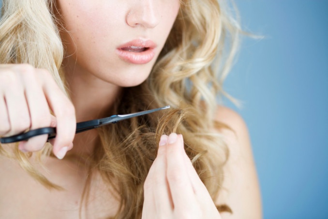 How To Cut Split Ends At Home: Simple Tips
